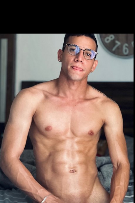 Michael Llanos model exclusive images