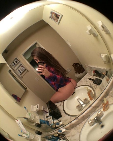 bbc footjob onlyfans beautiful naked photo