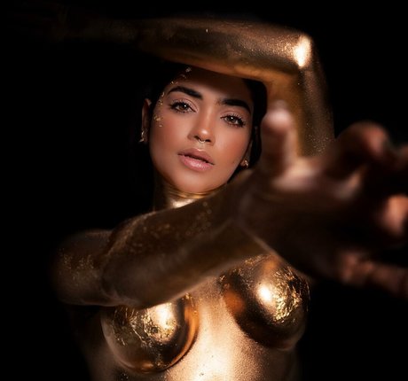 Arianny Negron perfect model images