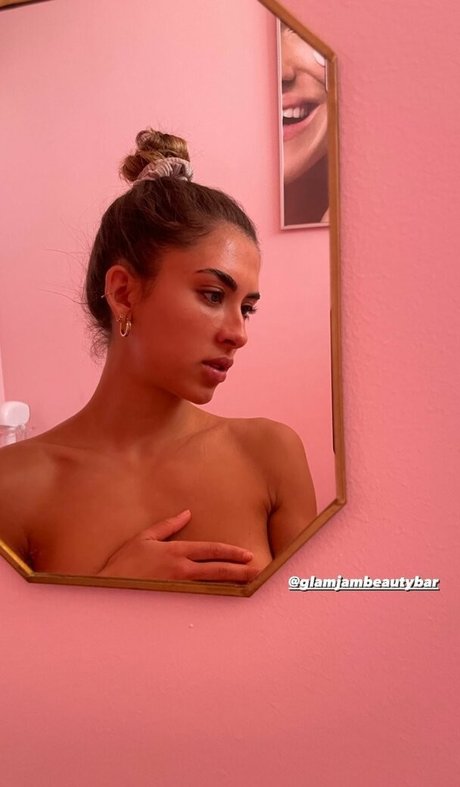 Gina Llebaria naked pornstar gallery