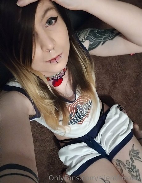 silentfoxowo model porn pictures