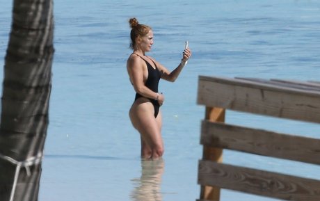 Jennifer Lopez pornstar pretty archive