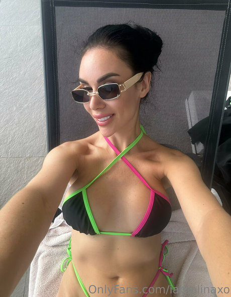 alinaboobs star hot image