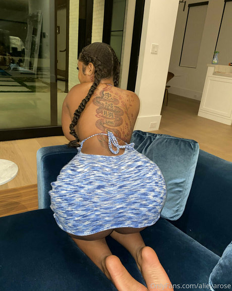 Dejarennae model sex galleries