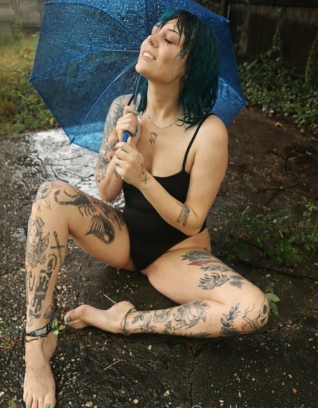 mythicmaggie model xxx pictures