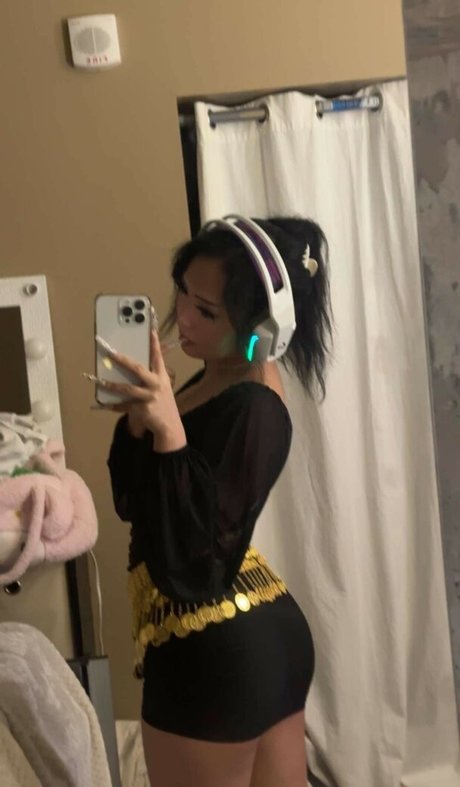 Samantha Yang Hmong art actress gallery