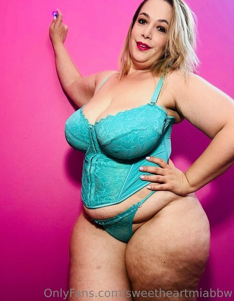 sweetheartmiabbw pornstar erotic pics