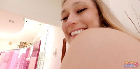 Ophelia Kaan pornstar beautiful archive