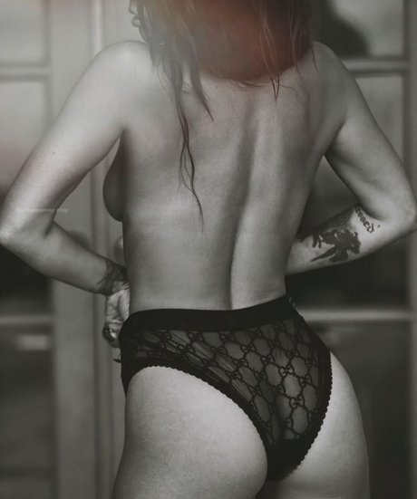 Chanel West Coast hd model picture