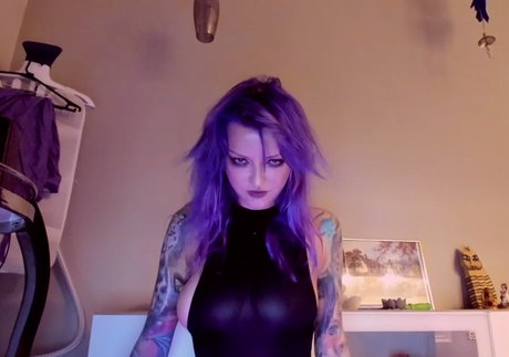 Lorelaye pornstar nude photo
