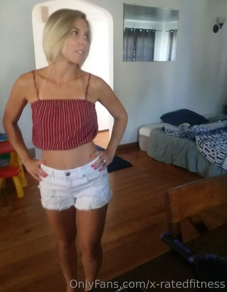 x ratedfitness nude model images
