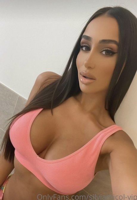 Silvia Micol nude model photos