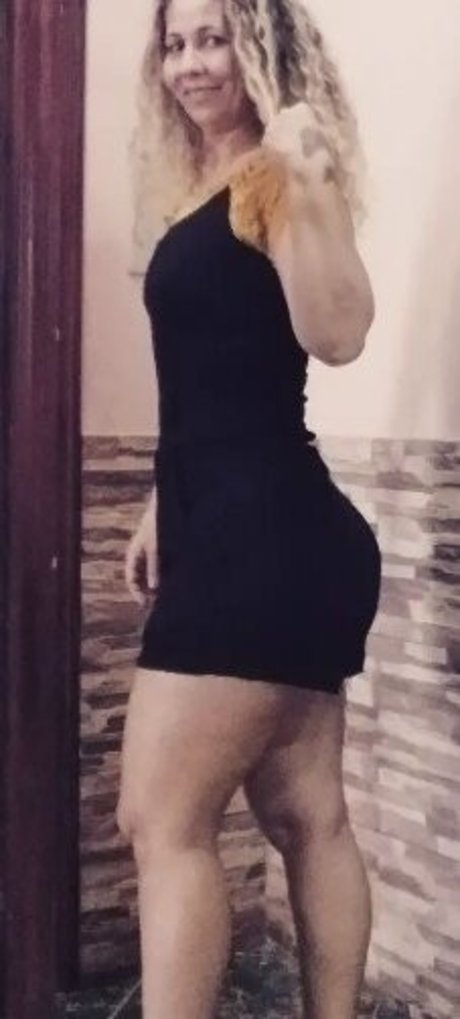 Soninha Coroa star sexy picture