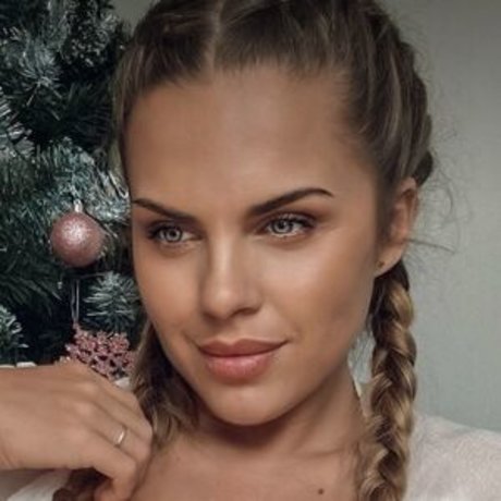 Daniela Frankova adult actress photo