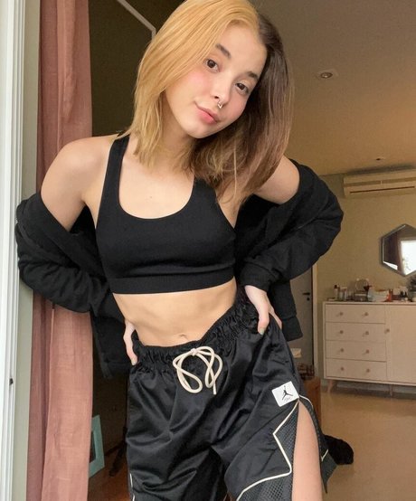 Thaiga porn actress pic
