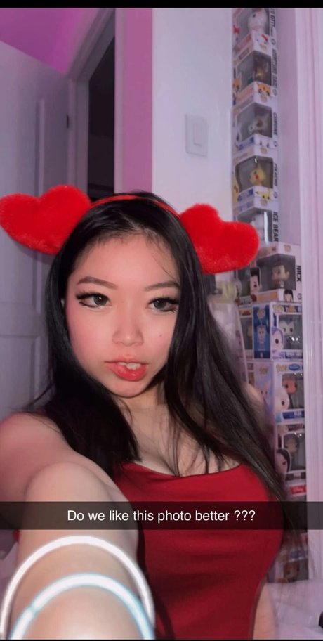 Fruitypoppin nudes star img