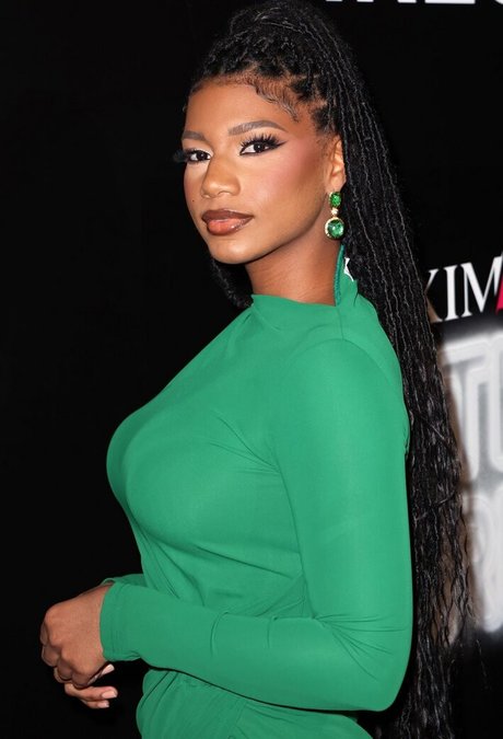 Taylor Rooks profile image