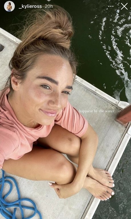 Kylie Holbeck nice model photos
