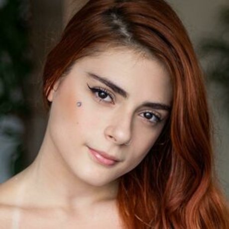 Red Devil sexy model gallery