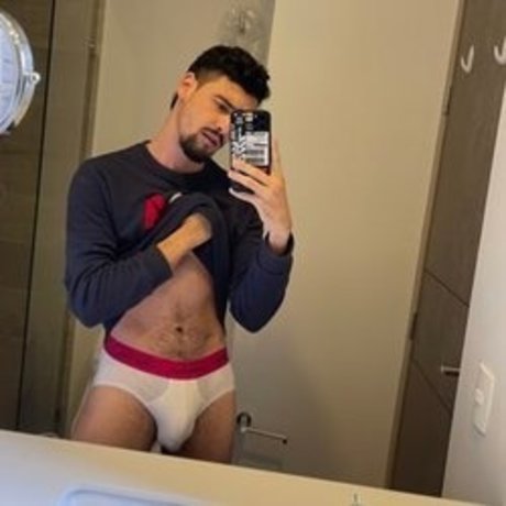 Oliver Malik star beautiful galleries