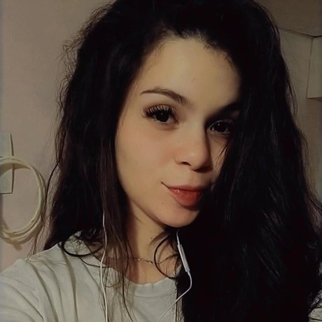 Peggy Gomez hd model img