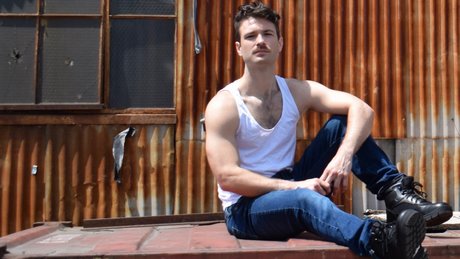 Cole McKenna pretty model photos