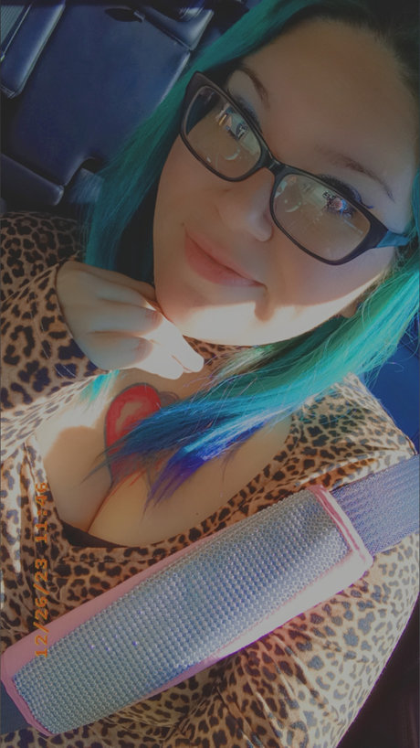 Skye Gonzalez pretty star photo