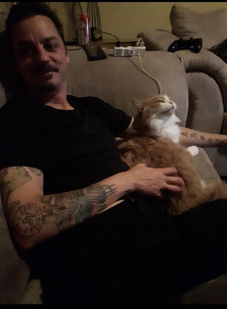 Piercer Tim pornstar exclusive image