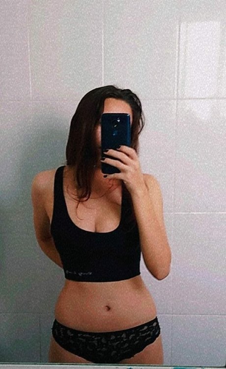 Mariana Castillo pornstar naked img