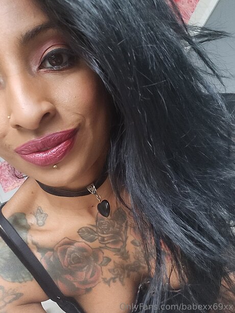 BabeXX69XX naked star pics