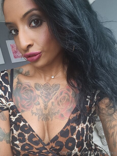 BabeXX69XX erotic model gallery