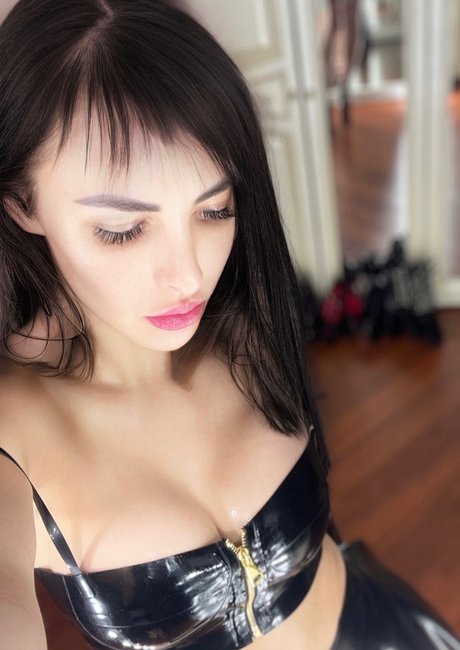 black fox lily star naked photo