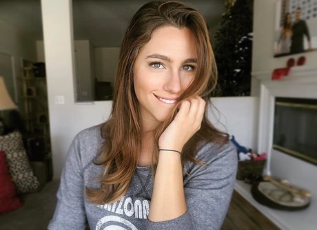 HayliNic top profile image
