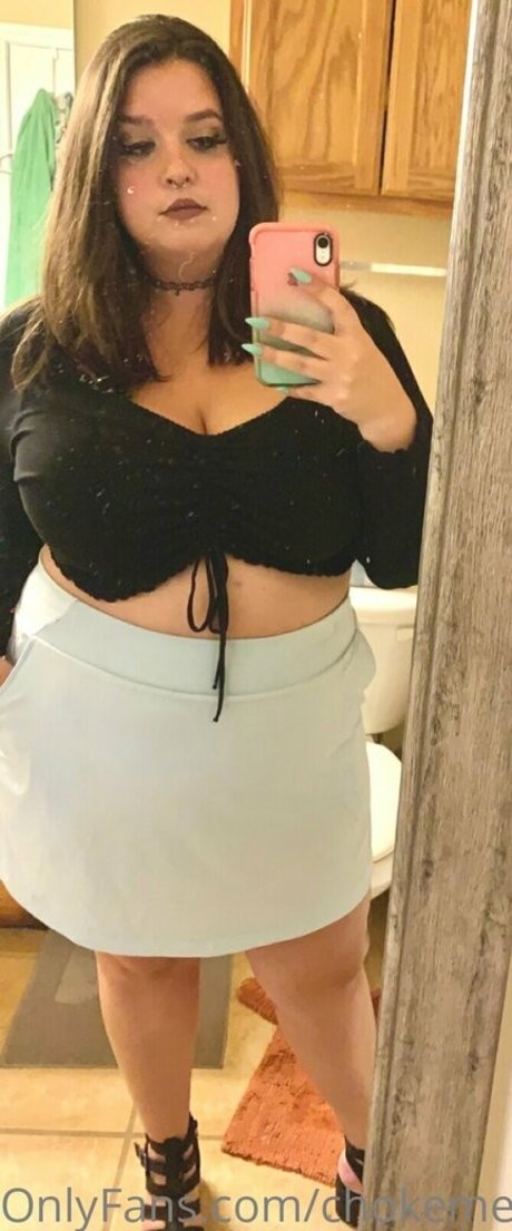 chokemepleaseeee pretty pornstar photo