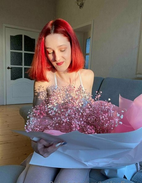 leelooflame model nude images