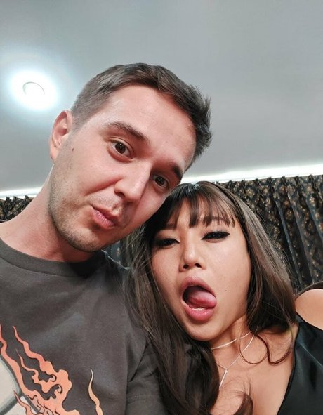 hornypuca model exclusive pictures