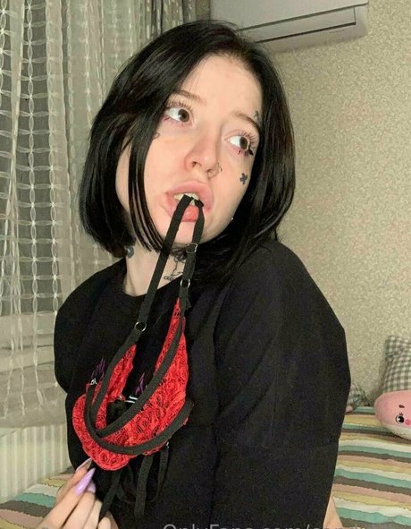 brattyauroravip porn star picture