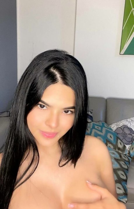 Kimberly Delagdo Alvarez nice actress images