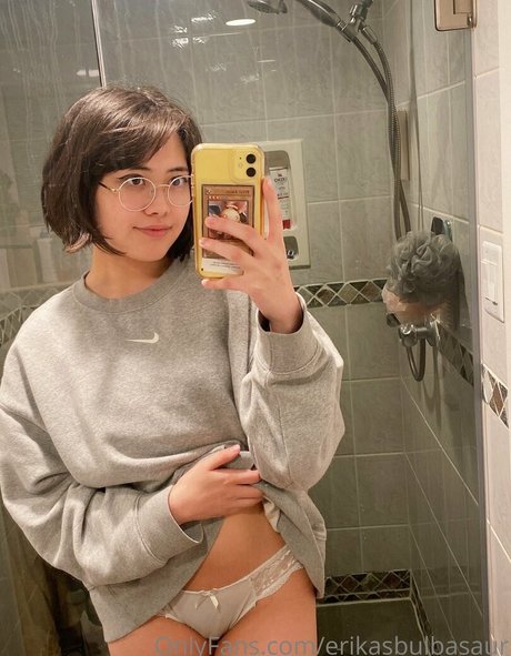 Erikasbulbasaur erotic pornstar img