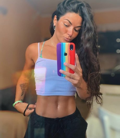 Delfi Granatto model pornographic pic