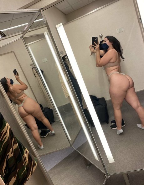 hannahnicholekast  star pornographic pic