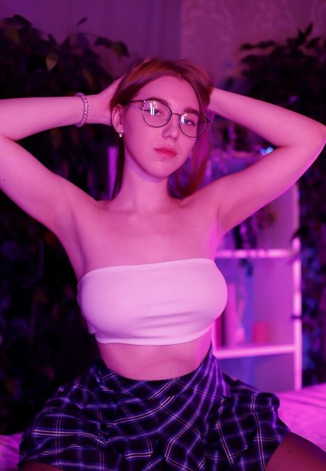 Nerdy Freyua pornstar art pictures