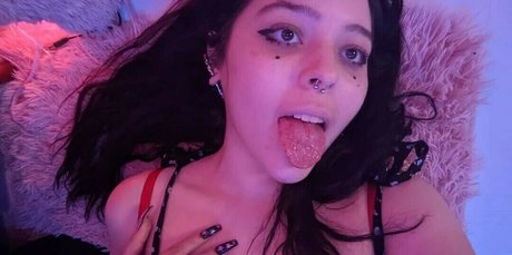 Lvkrd pornstar pretty img