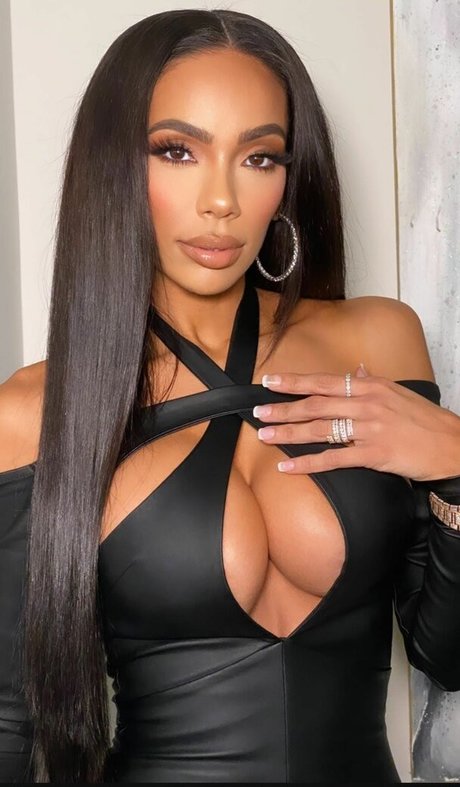 Erica Mena nude pornstar photos
