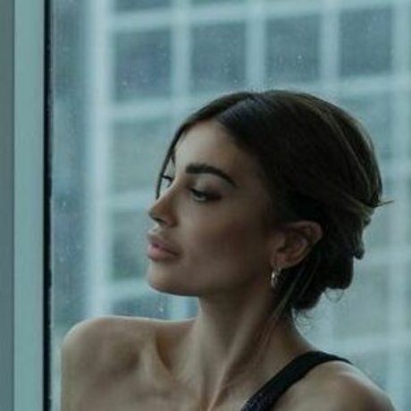 Cristina Buccino pornstar beautiful pic