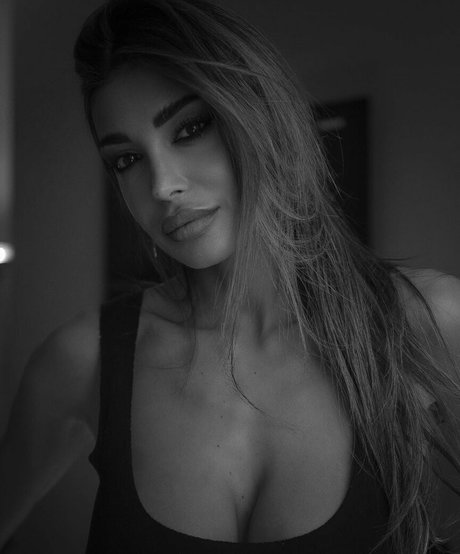 Cristina Buccino star pretty photos