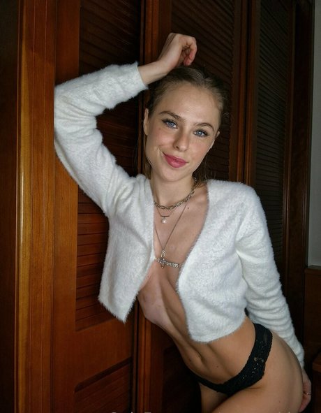 emmachloee pornstar pretty pictures