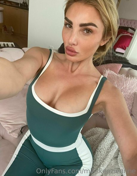 misskenzieanne sex pornstar gallery