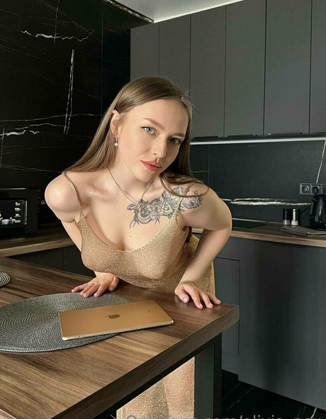 olivia nox model beautiful images
