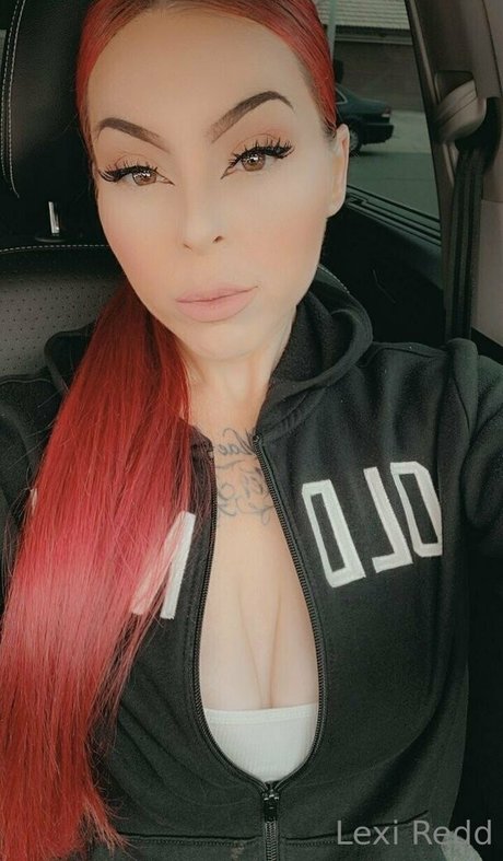 redxsiren sex model pic